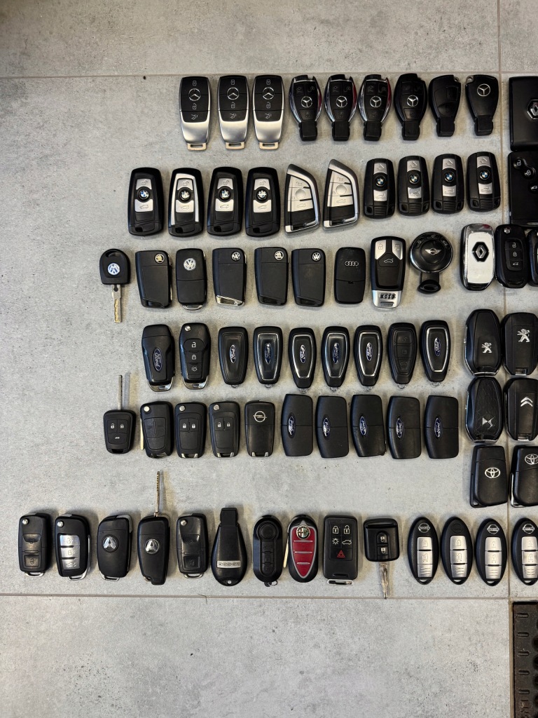 фото №9, Ключ toyota yaris auris prius avensis rav4 hilux