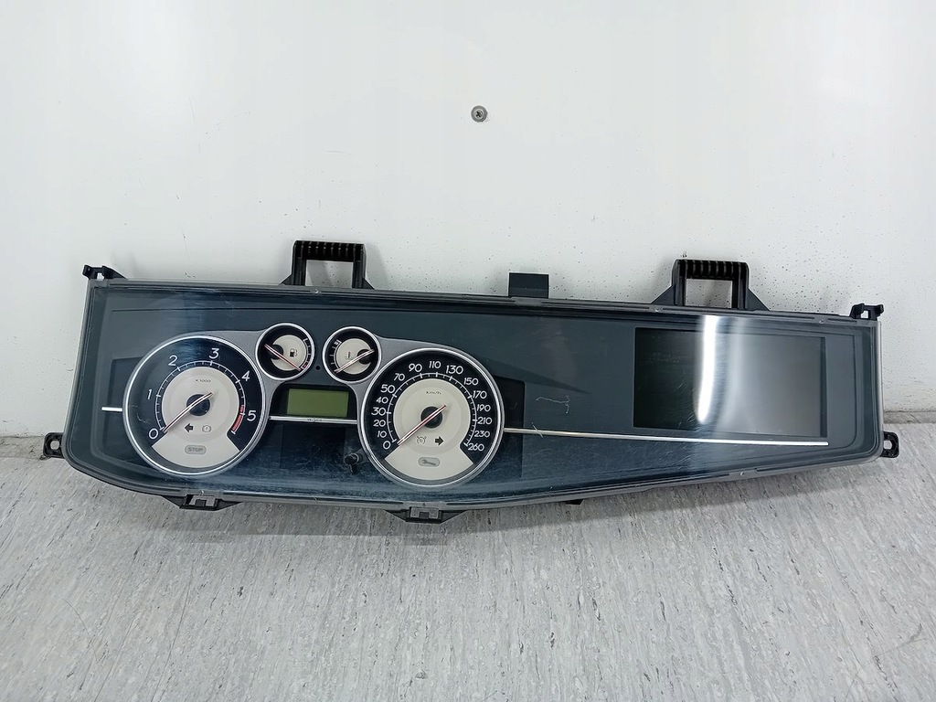 фото №1, Лічильник renault vel satis 8200413088 8200326981 3.0 dci