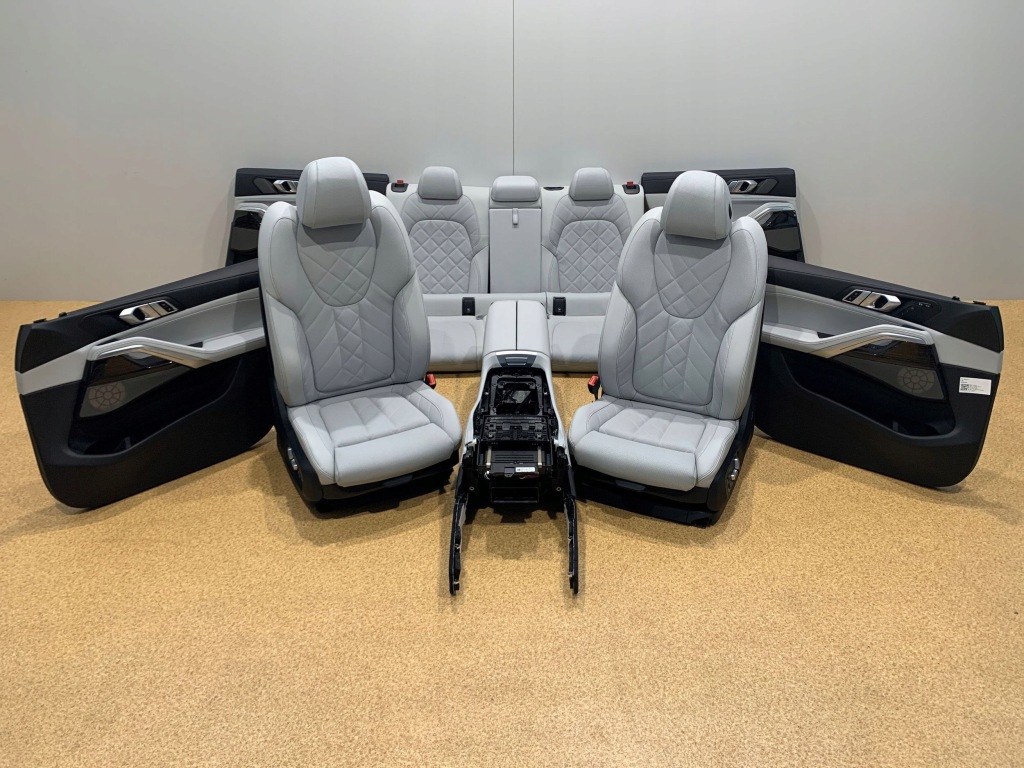 фото №1, Bmw x6 g06 lci сиденья заднее сиденье салон обшивки jak nowe!