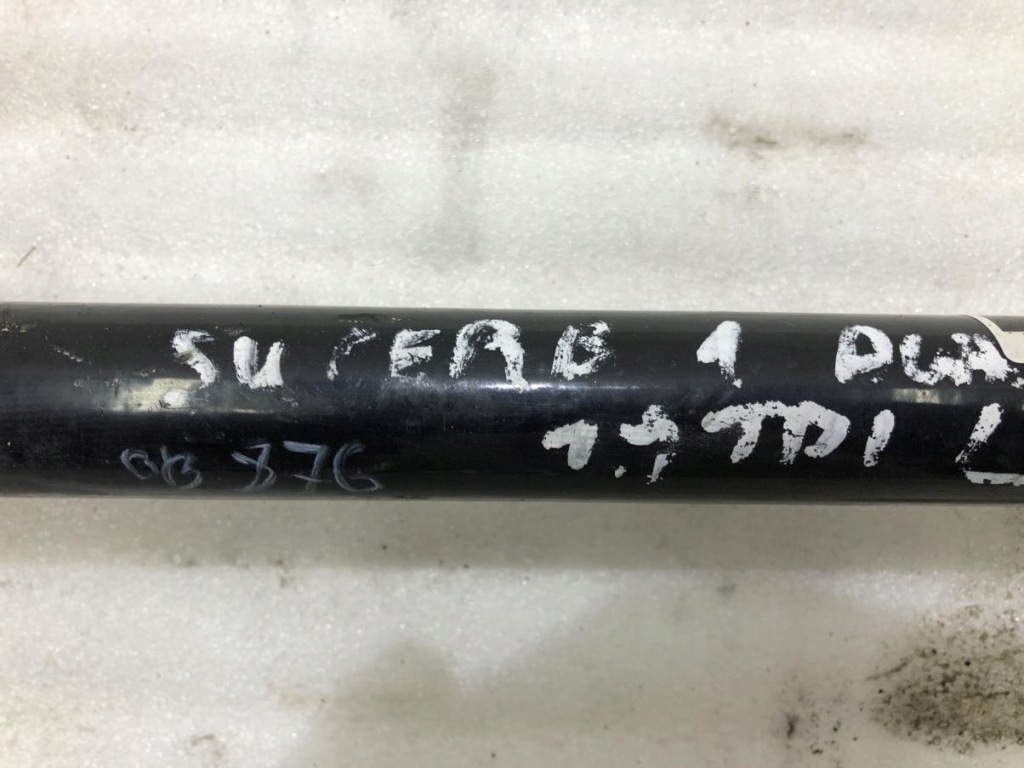 Приводной вал левая перед 8d0407271bb skoda superb 1 1.9tdi Недорого