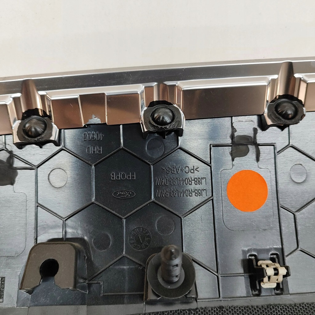 фото №7, Ford mustang mach-e 2020 рамка бардачка панели приборной панели