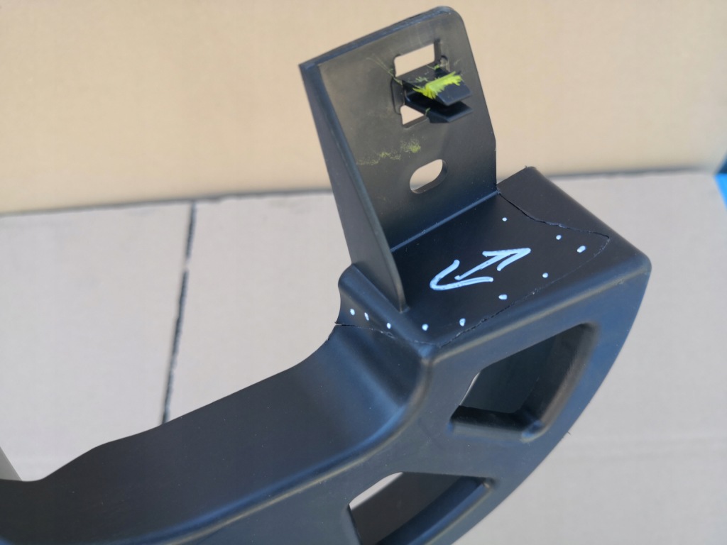 Fiat 500x абсорбер кронштейн  бампера заднего 51937661 Цена