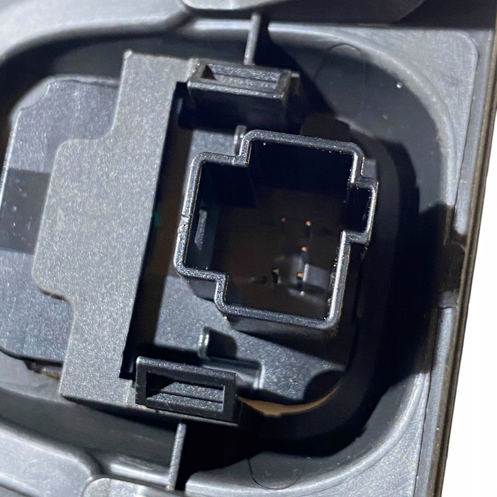 Купить Buick envision ii 2022 форсунки / решётки обдув панели приборной панели