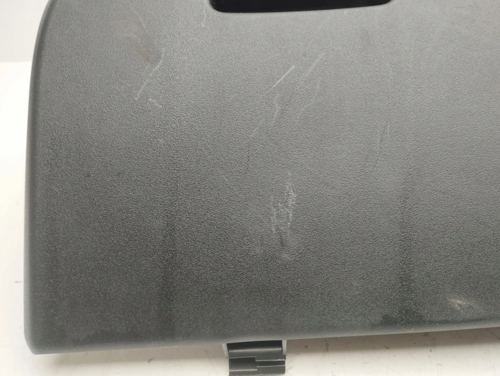 Peugeot 4007 2009 бардачок Ціна