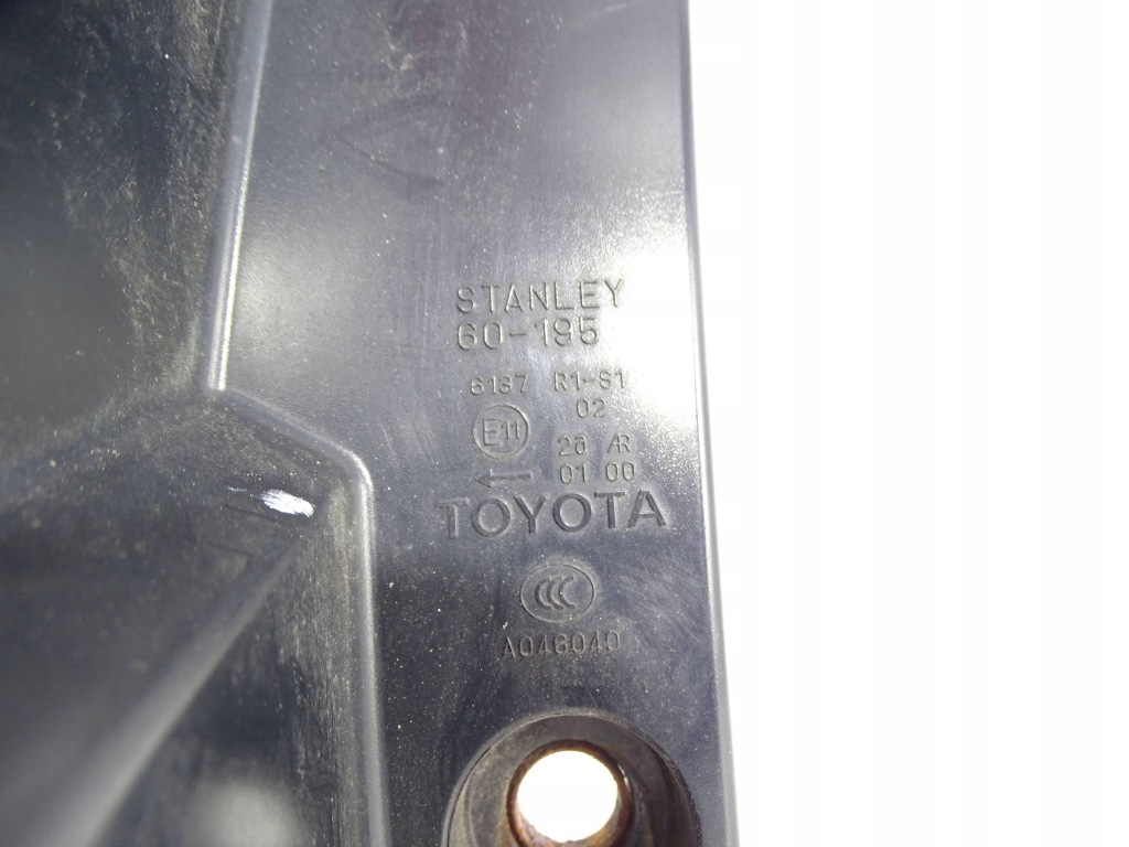 Фара задня ліва toyota land cruiser 150 fj 150 європа  stanley 60-195 Недорого
