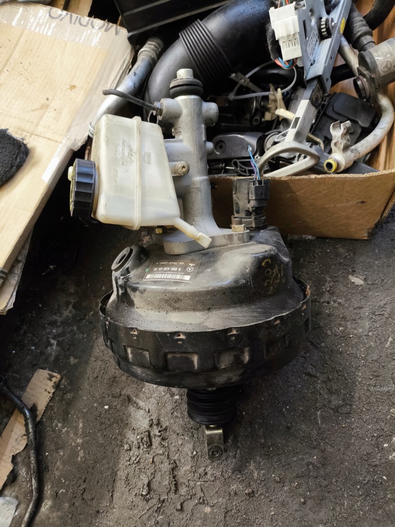 фото №1, Mercedes w209 підсилювач гальм mercedes w203 a0054304830 ?