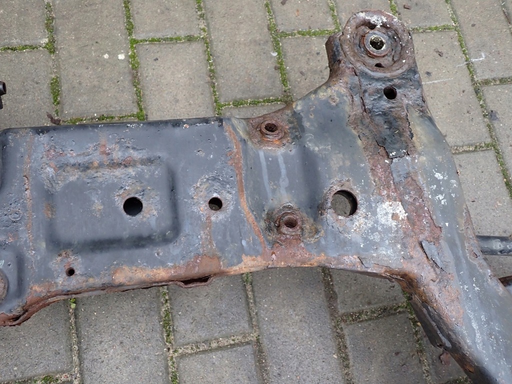 фото №15, Підрамник підрамник поперечина hyundai i30 i lift 1.6 b 09r 62405-2l000