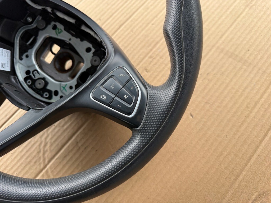 фото №8, Воздуховод многофункциональный mercedes vito w447 a0004608103 кнопки