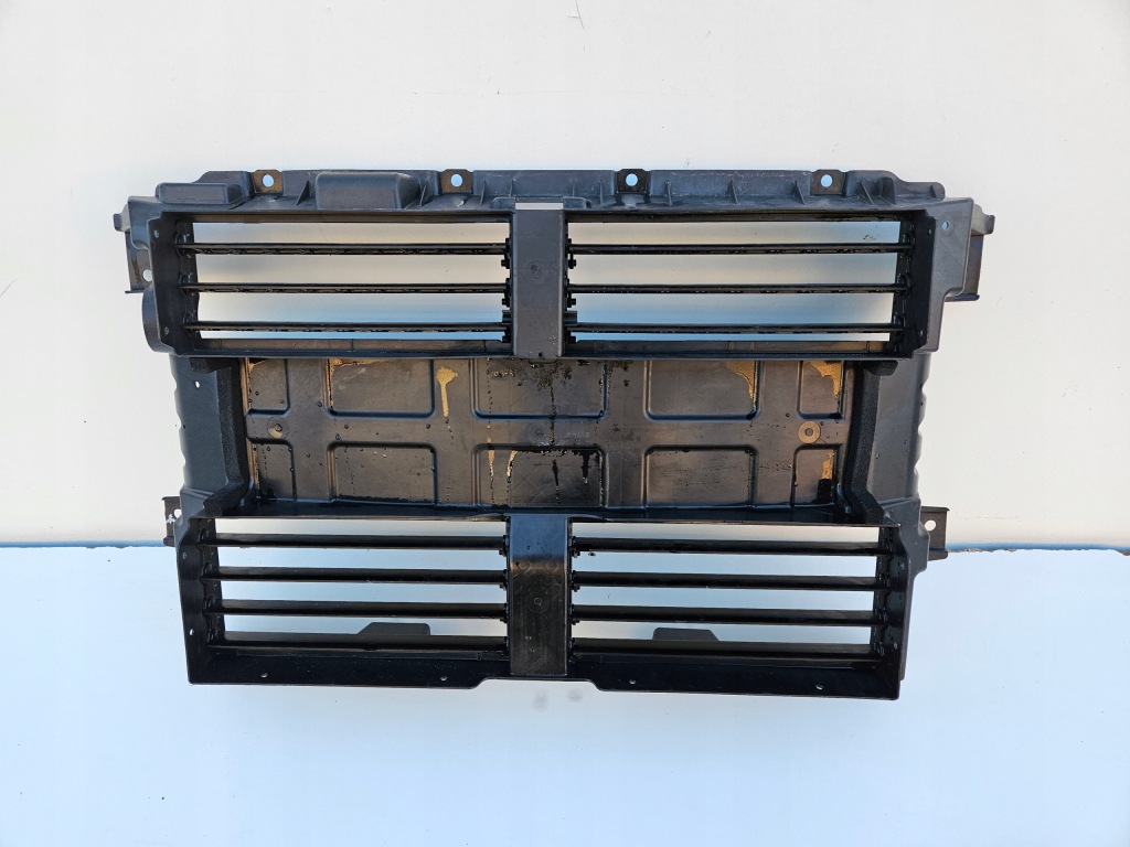 Купити Maxus euniq 5 жалюзі впуск повітря шторка перед 11232570