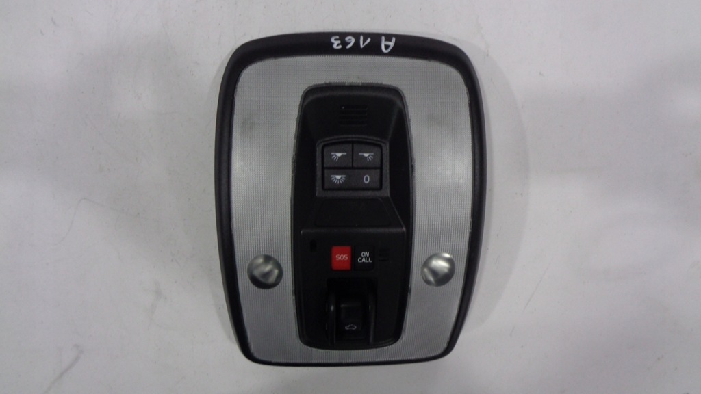 фото №2, Volvo s60 лампа освещение wnętra sos люк