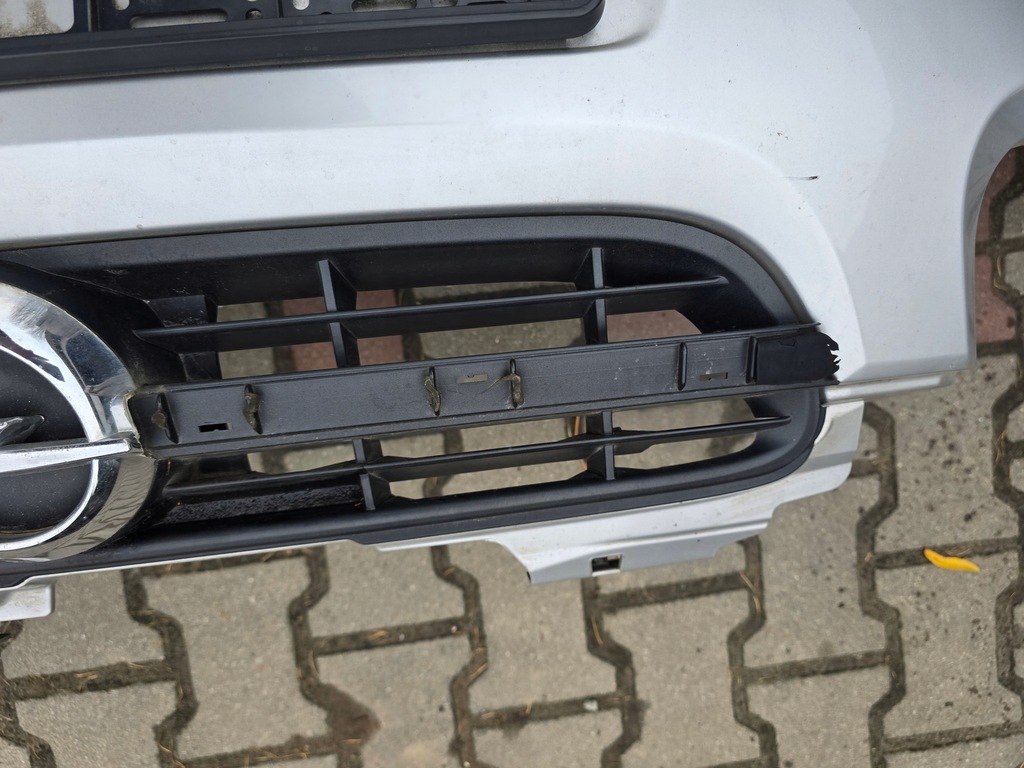 фото №7, Бампер перед передний opel agila a цвет z157- na противотуманные фары
