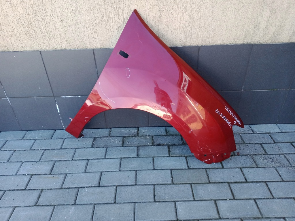 фото №1, Dacia sandero 2 logan ii 12- крыло правый передний