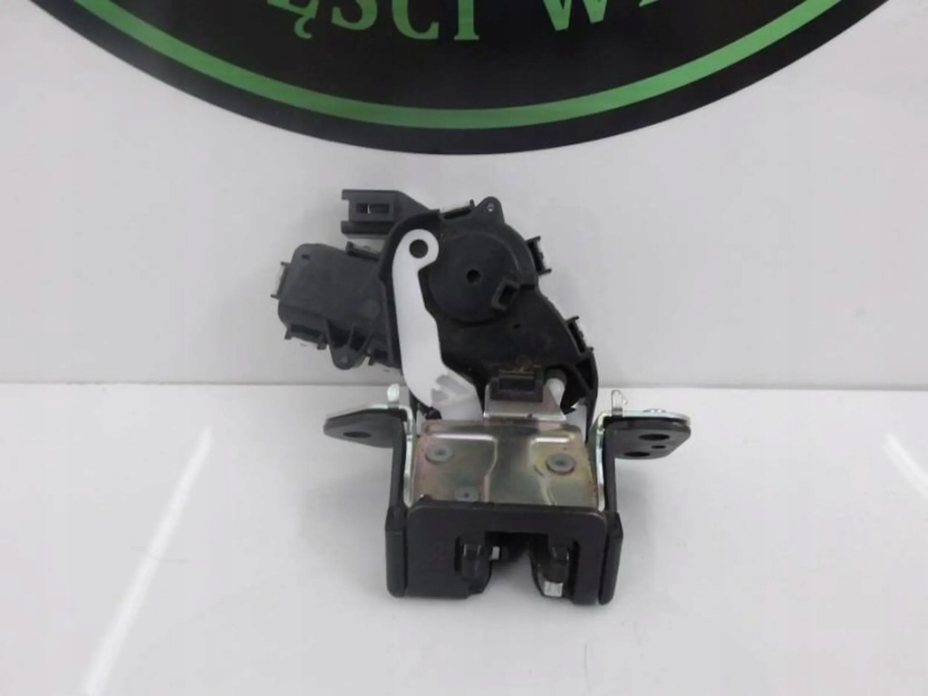 фото №3, Mazda 6 замок кришки багажник задня