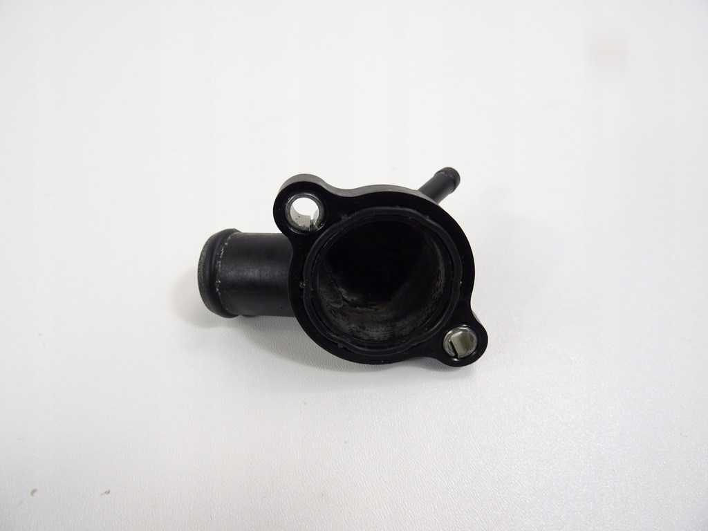 фото №5, Seat ateca патрубок wody 04l121131ab