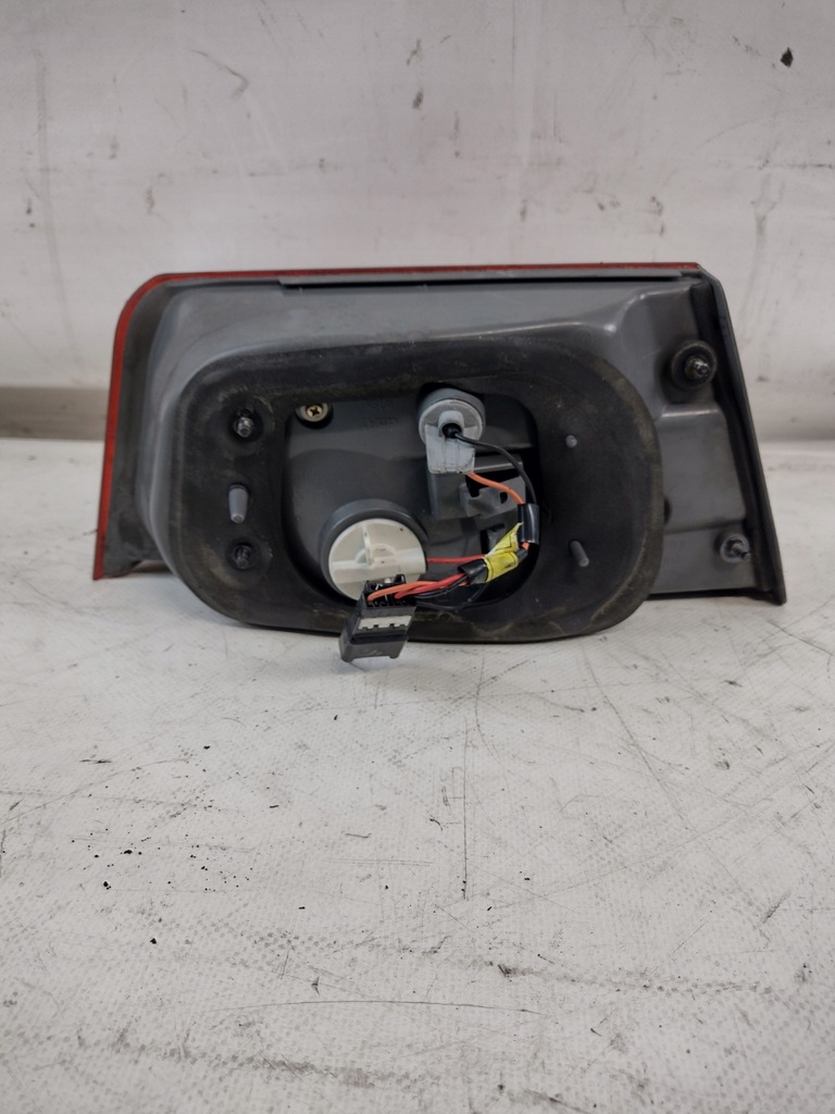 фото №9, Лампа правый задняя w крышка hyundai sonata v sedan 92404-3k0