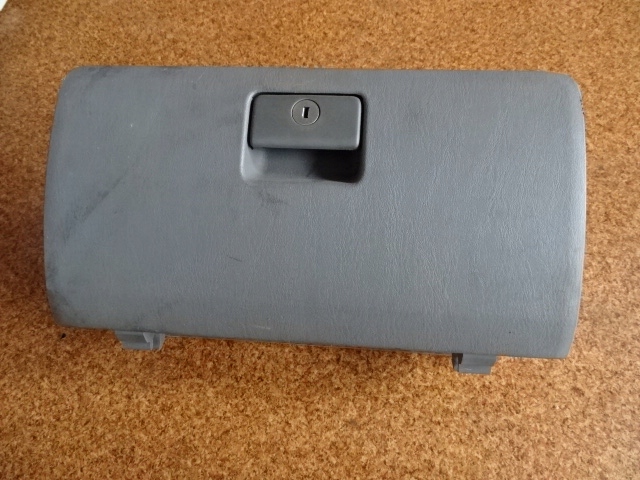 фото №1, Toyota hilux 07r полка бардачок