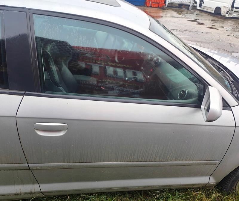 фото №1, Audi a3 8p 05r 3d двері правий перед ly7w голий