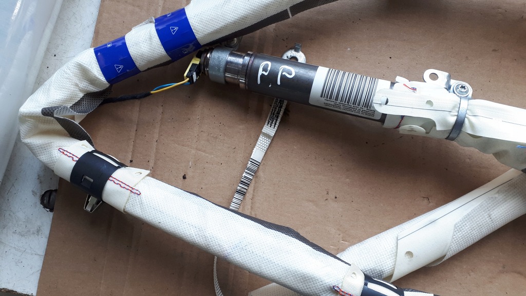 фото №5, A4 b8 s4 шторка безопасности правая перед подушка безопасности 8k0880742d