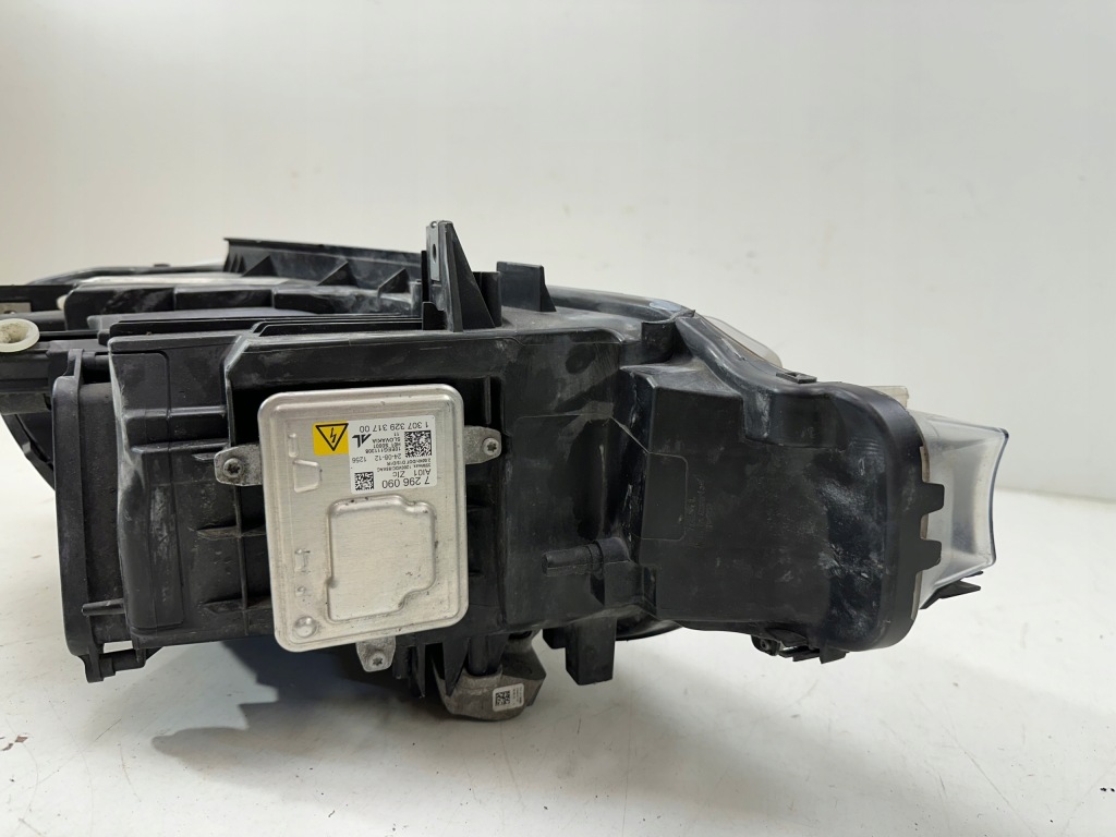 фото №11, Левый ксенон bmw 3 f30 f31 нет поворотный kompletny 7259525