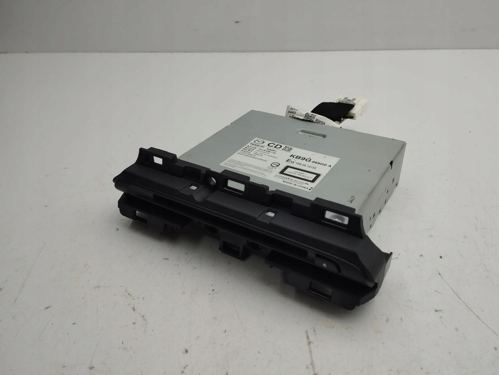 фото №1, Mazda cx-5 ii 2020 панель / радиопроигрыватель cd/dvd/gps