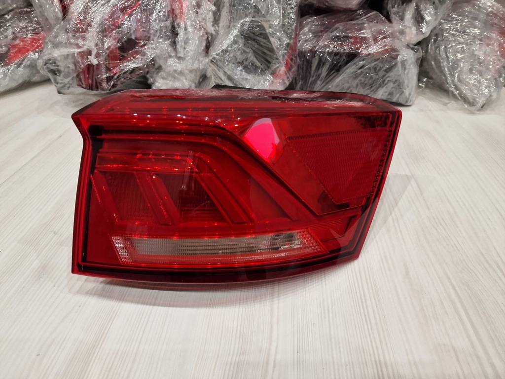 фото №1, Volkswagen оригінальний номер 2ga945096 лампа задня комбінована