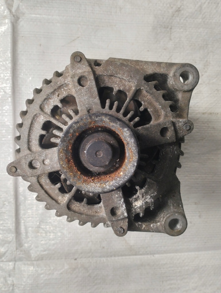 Генератор bmw 5 f10 f11 f20 f25 f26 2.0 d 7646814 в Україні