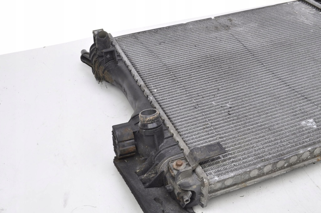 фото №8, Jaguar xf радіатор wody 4r838005be