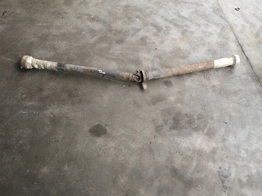 фото №1, Wał приводной audi a8 d2 3.7 4d0521101p