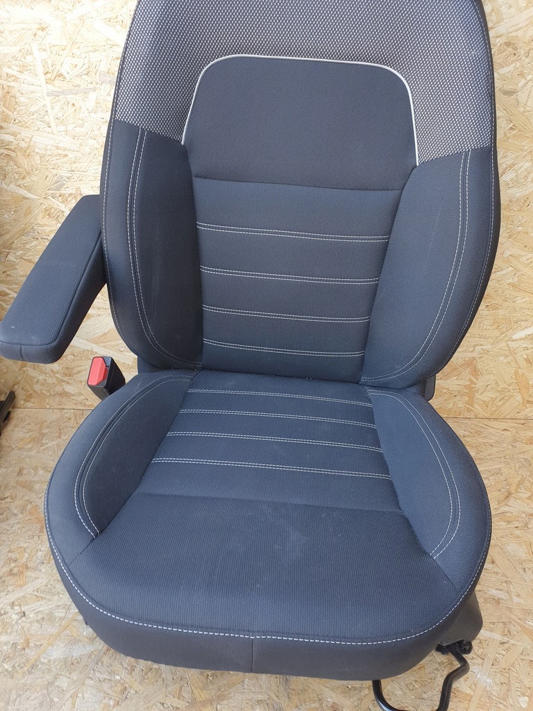 фото №11, Dacia jogger сиденья заднее сиденье обшивки bdb 7 человек