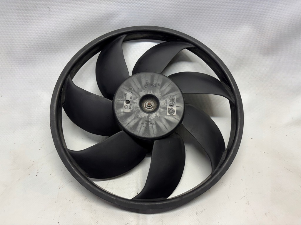 фото №1, Ford fiesta mk7 корпус вентилятора вентилятор m142819