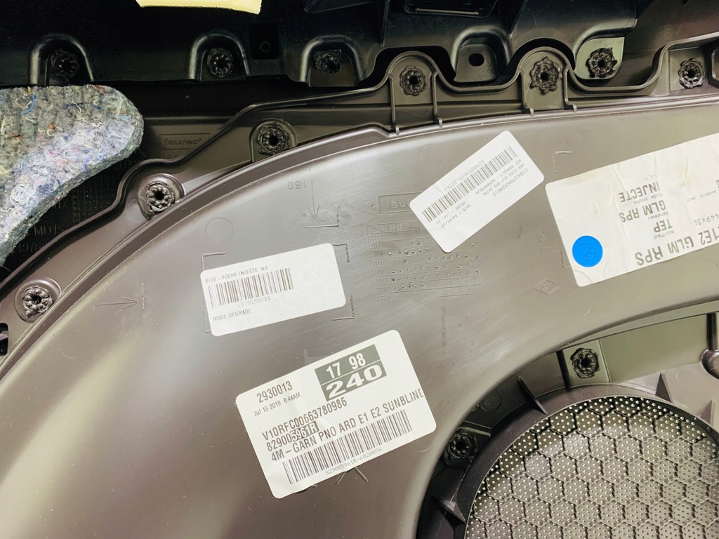 фото №5, 829005961r обшивка дверь правый задняя bose renault espace v