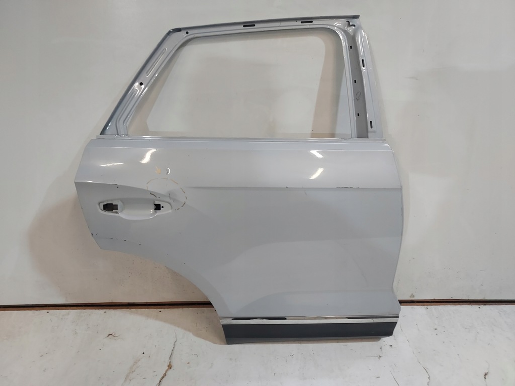 фото №1, Дверь молдинг vw t-roc 2ga правое задние