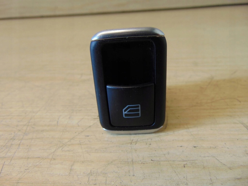 фото №1, Перемикач скло лівий задня mercedes w212 e