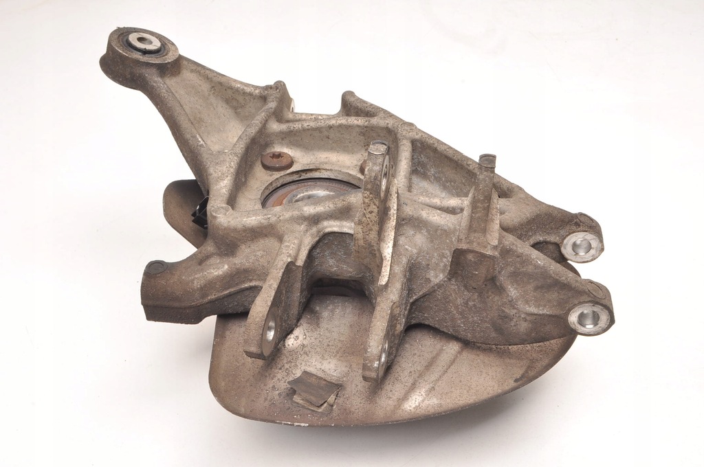 фото №9, Aston martin db11 поворотный кулак правый задняя hy53-5a970-ac