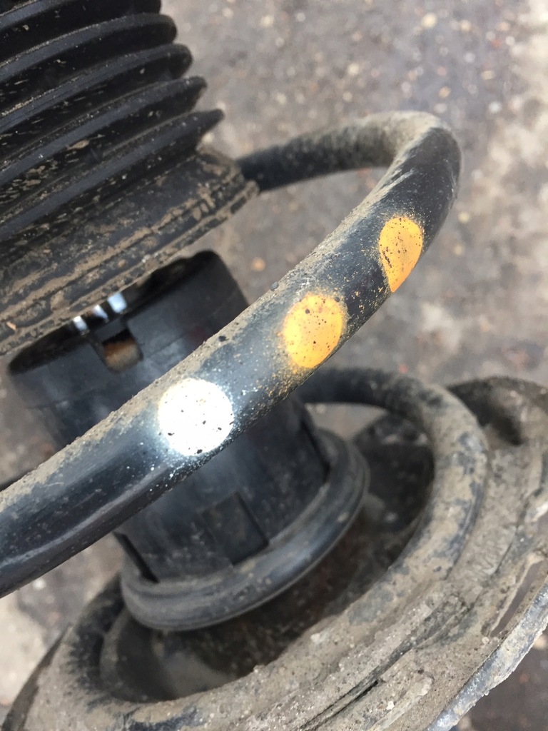 фото №9, A3 8v поворотный кулак амортизатор правый перед 5q0407258a