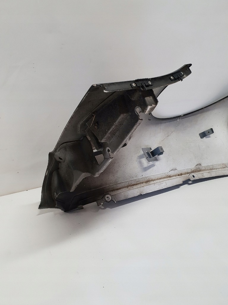 фото №8, Aston martin vantage v8 v12 крыло правый перед