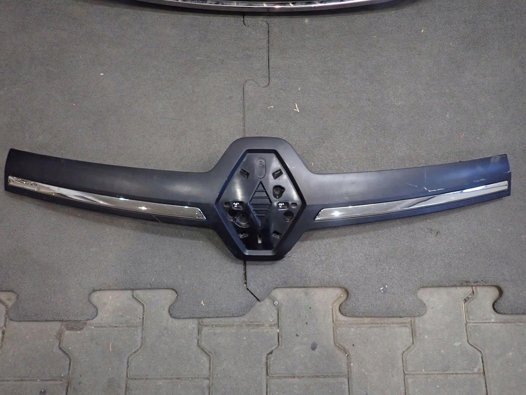 фото №3, Решітка радіатора renault trafic iii lift 2019- 116705a0