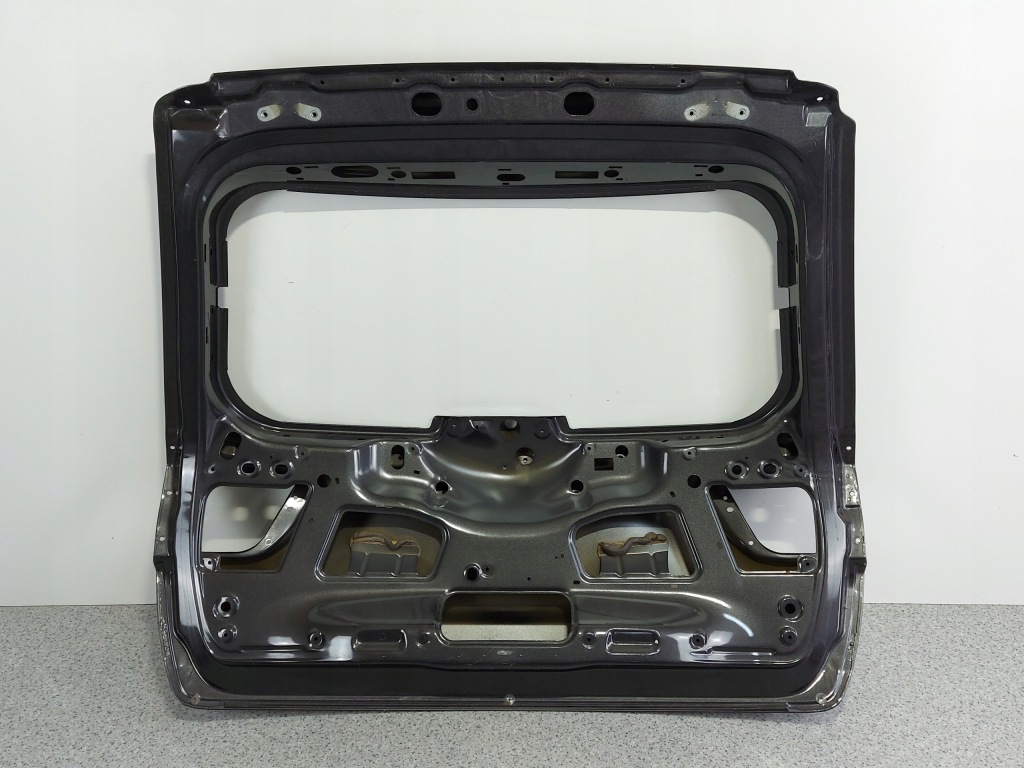 фото №1, Кришка багажника задня задня jeep grand cherokee wk2 #351