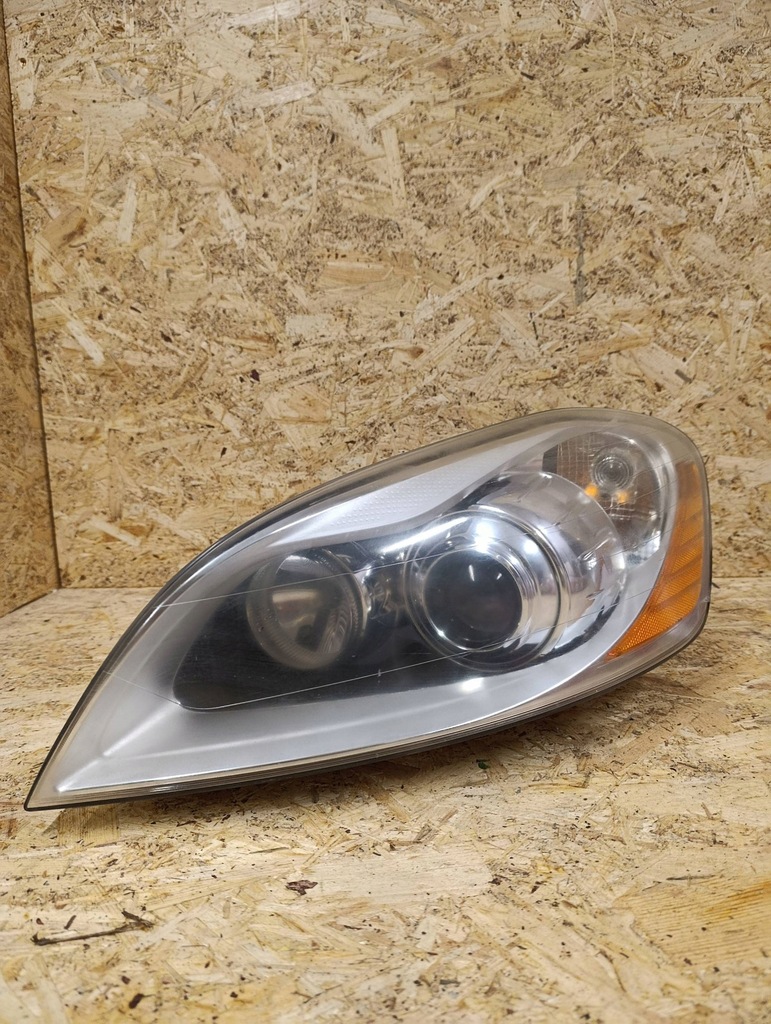 фото №1, Volvo xc60 2010 лампа передняя