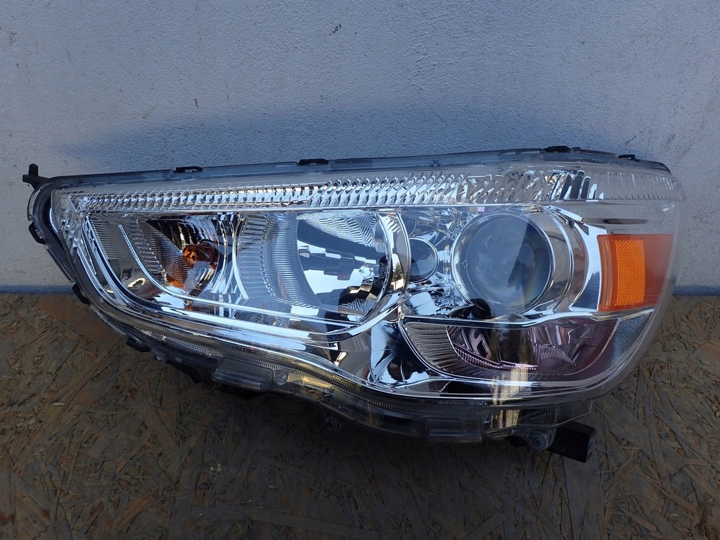 фото №1, Лампа ліва фара лівий ксенон mitsubishi asx ga 2010-