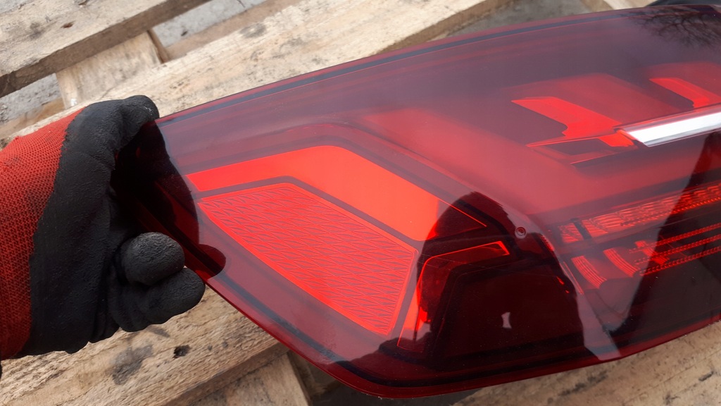 фото №12, A4 b9 lift лампа левая левый задняя крыло led kombi