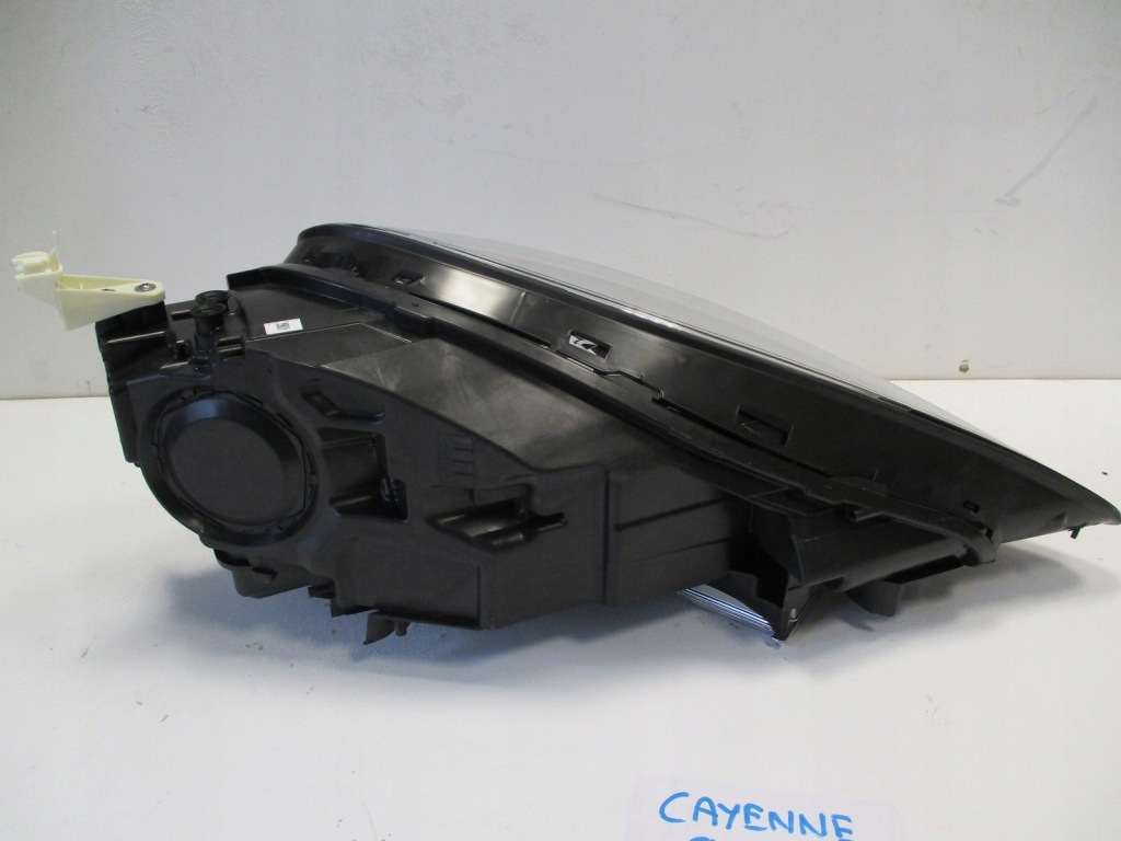 Купити Фара cayenne 9y0 full led 9y0941031s