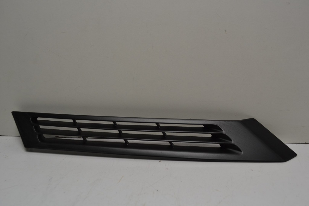 Mercedes w201 190 решётка стойка c левый задний Киев