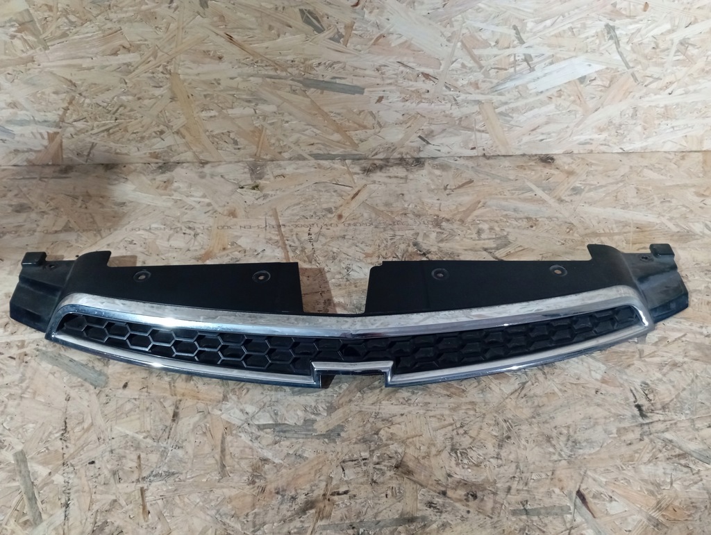 фото №1, Решётка радиатора решётка радиатора перед chevrolet cruze 2008-2012 96832951