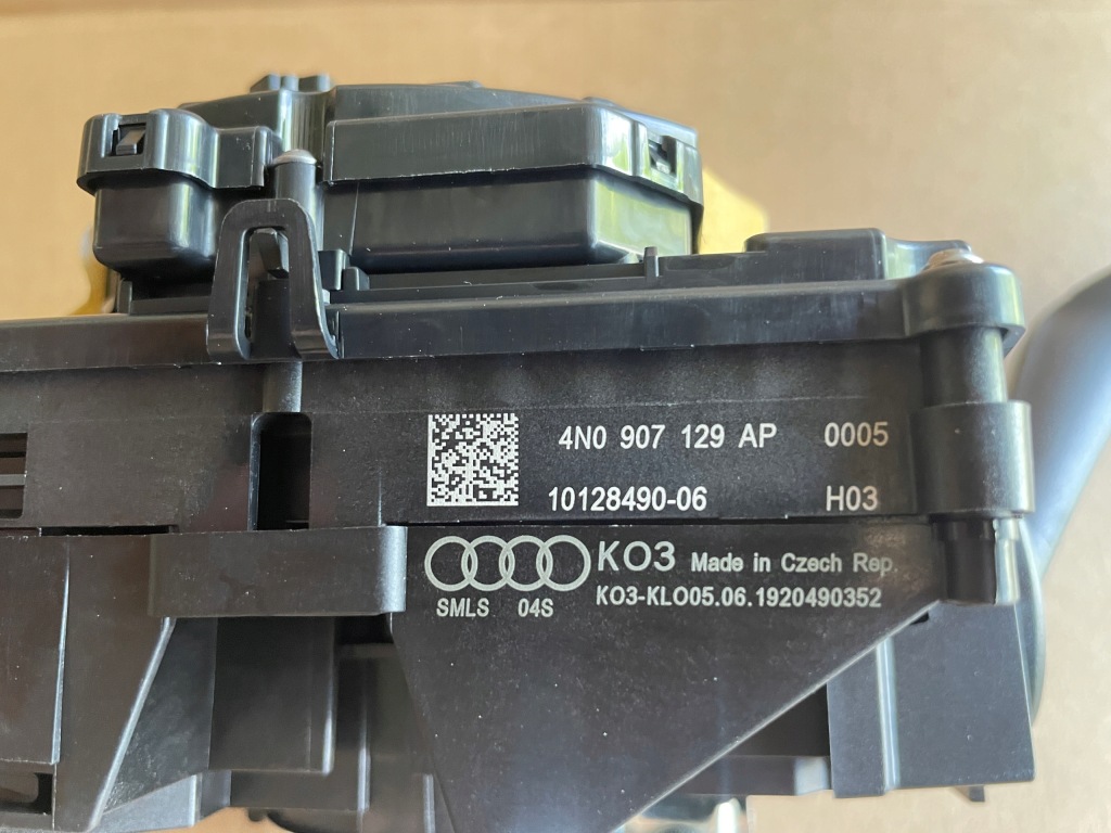 фото №4, Audi e-tron важіль стрічка перемикач комбінований