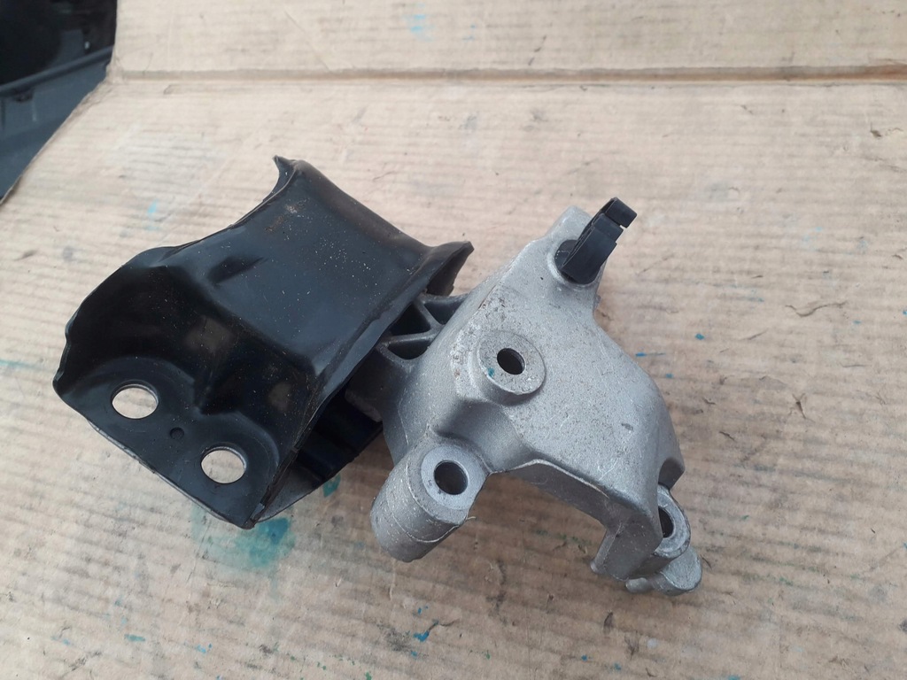 фото №5, Кронштейн подушка кронштейн двигателя twingo ii 1.5dci