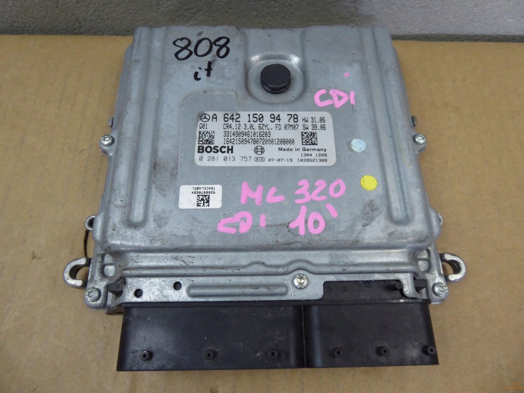 Купити Бортовий комп'ютер mercedes ml w164 a6421509478 0281013757