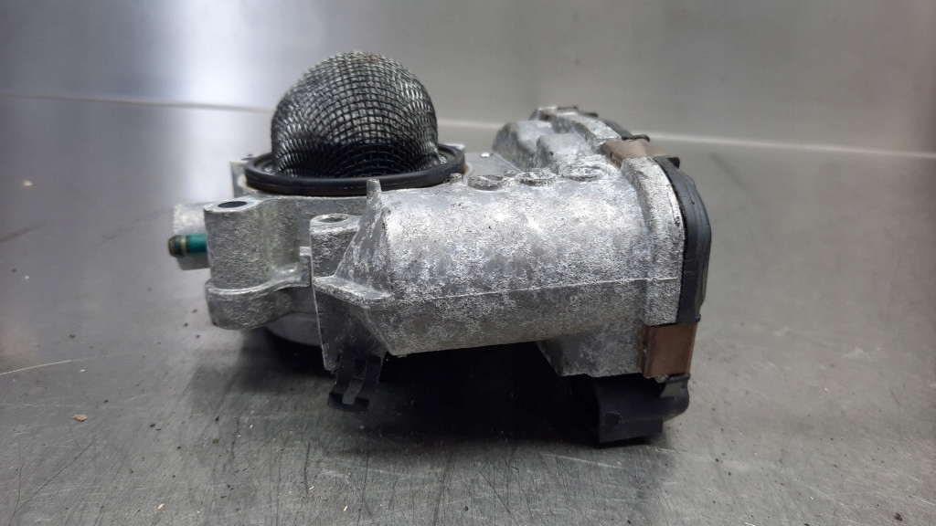 фото №6, Дросельна заслінка a1111410225 mercedes c-klasa w203 2.0b 129km