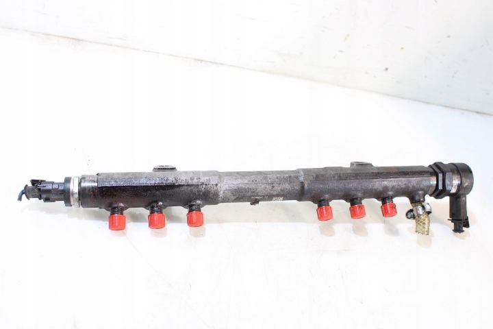 фото №1, Молдинг впрыскная volvo v70 iii 2.4d