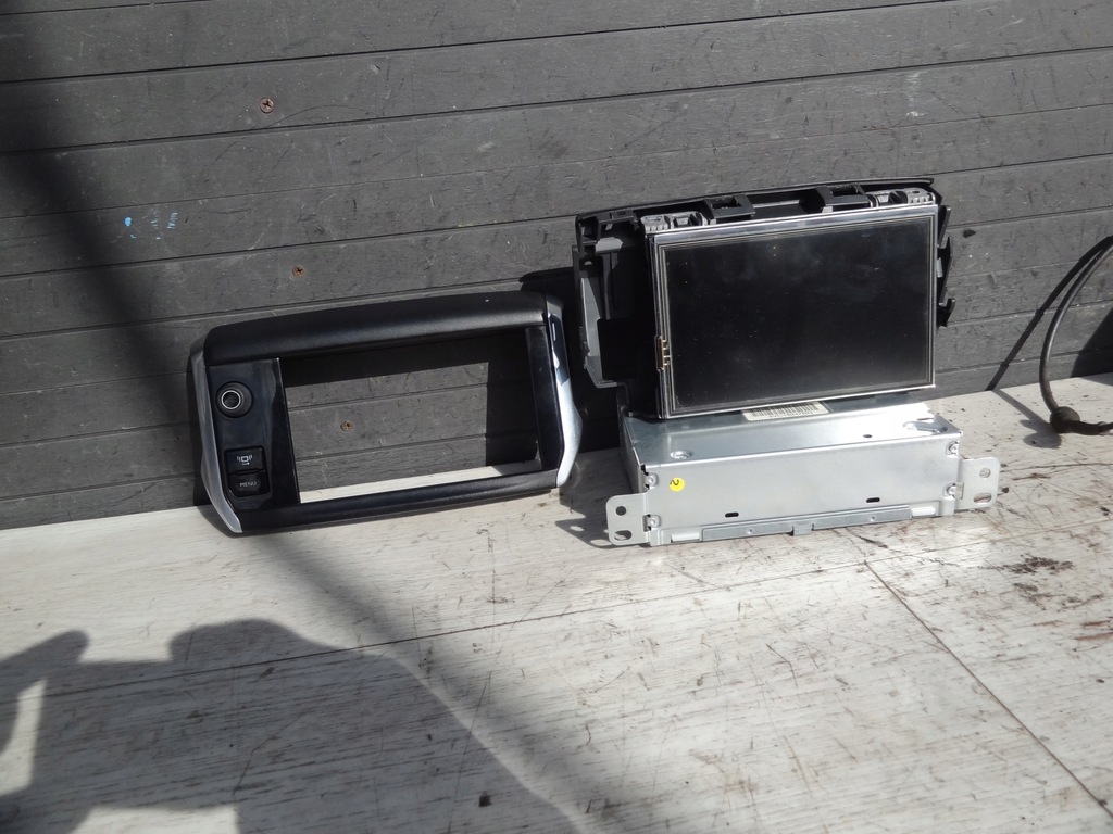 фото №1, Peugeot 208 2013 дисплей екран радіо 9806729580 europa оригінал